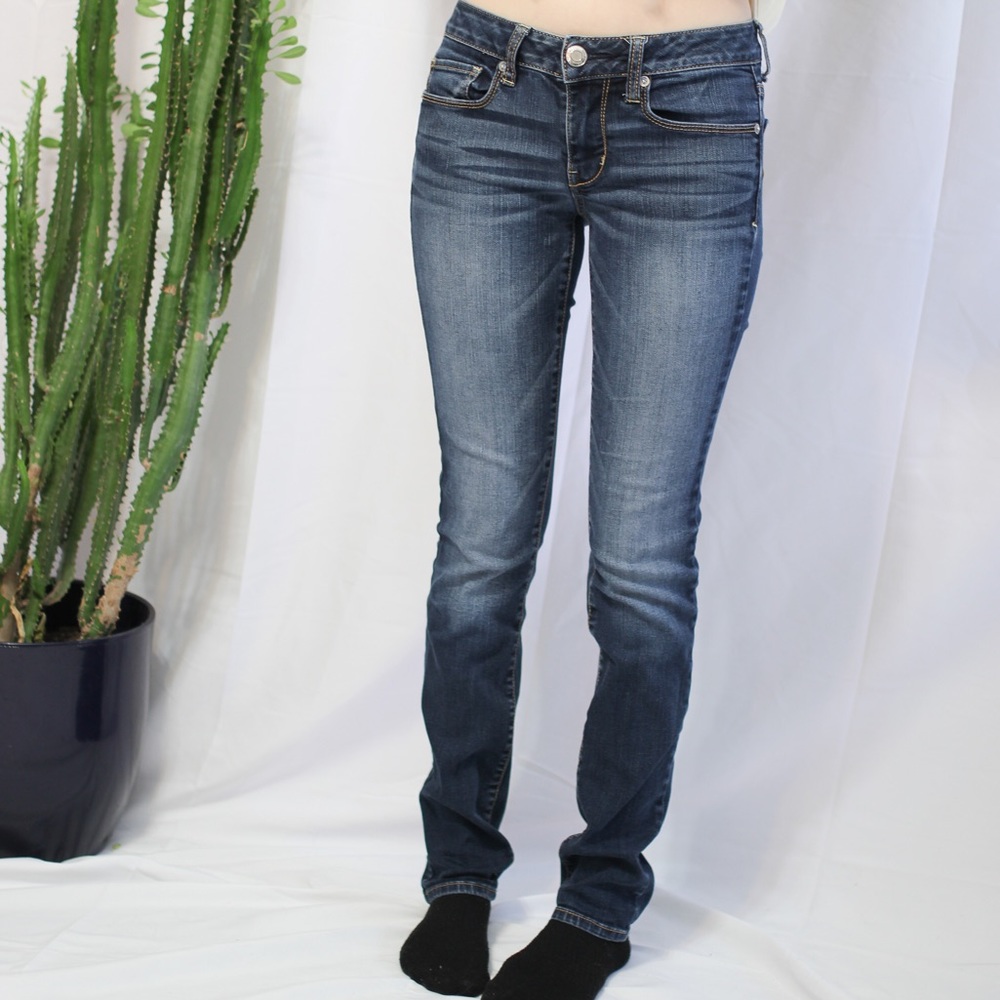 AMERICAN EAGLE SKINNY JEANS